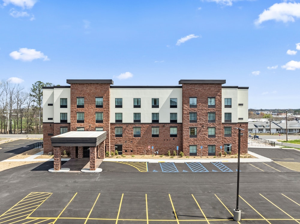 Cobblestone Hotel & Suites Cullman - photo 5