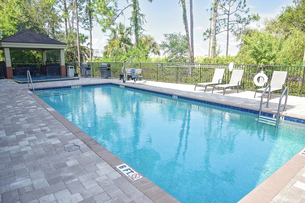 Candlewood Suites Ft Myers I 75 By IHG - photo 5