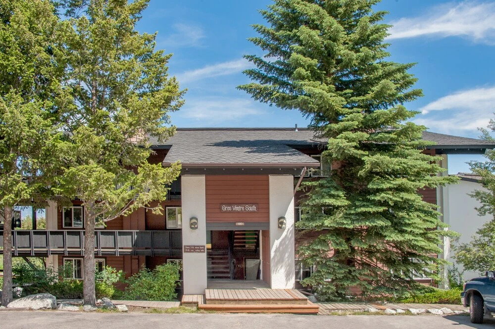 Jackson Hole Resort Lodging — hotel near Jackson Hole Airport