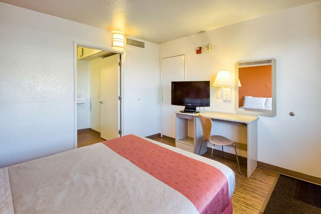 Motel 6 Pendleton OR - photo 14