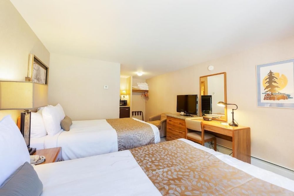 Chanticleer Inn - photo 8
