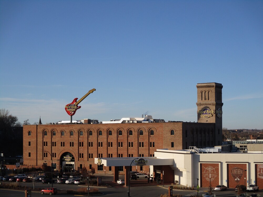 Sioux City Hotel & Conference Center - photo 23
