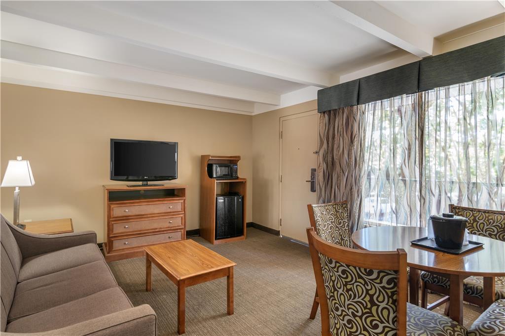 Best Western Charleston Inn - photo 11