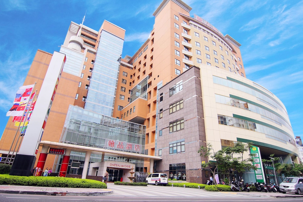 Chateau de Chine Hotel Xinzhuang — 4-Star Luxury Hotel in Taipei, Republic of China Taiwan