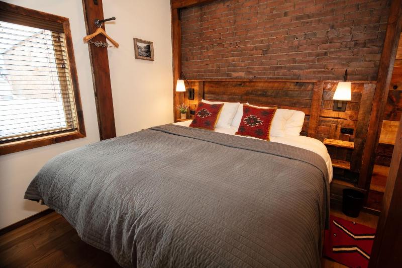 The Frenchman Suites - photo 13