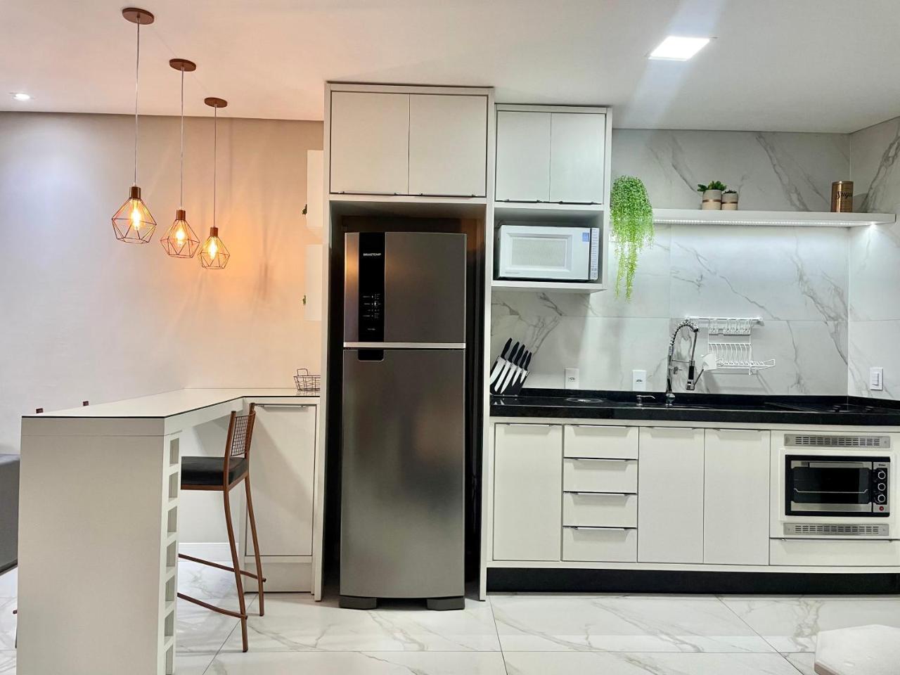 Apto Loft Novo Porto Belo 5 Min a Pe Da Praia