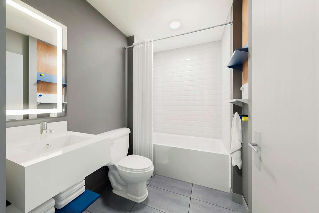 Microtel Inn & Suites by Wyndham Winchester - photo 16