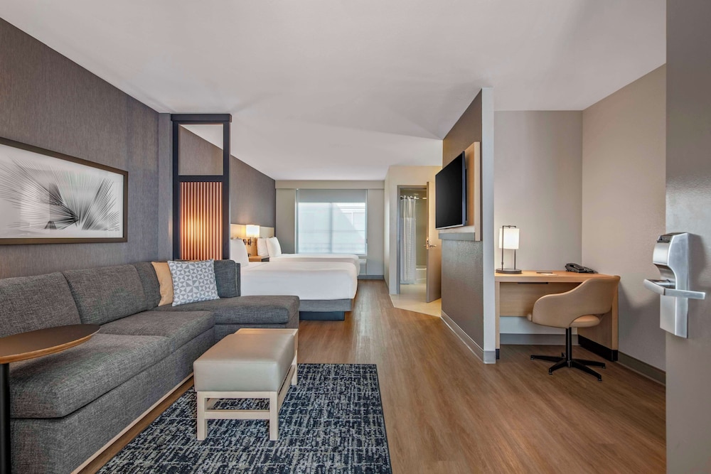 Hyatt Place Riverside Downtown - photo 15