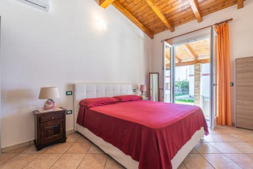 Casa Vacanza Ghisu — 4-Star Luxury Hotel in Sant'anna Arresi, Italy