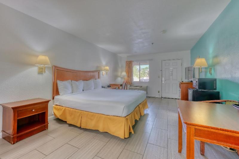 Rio del Sol Inn - photo 22