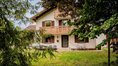 Feilchenhof - carbon neutral hotel in Freilassing