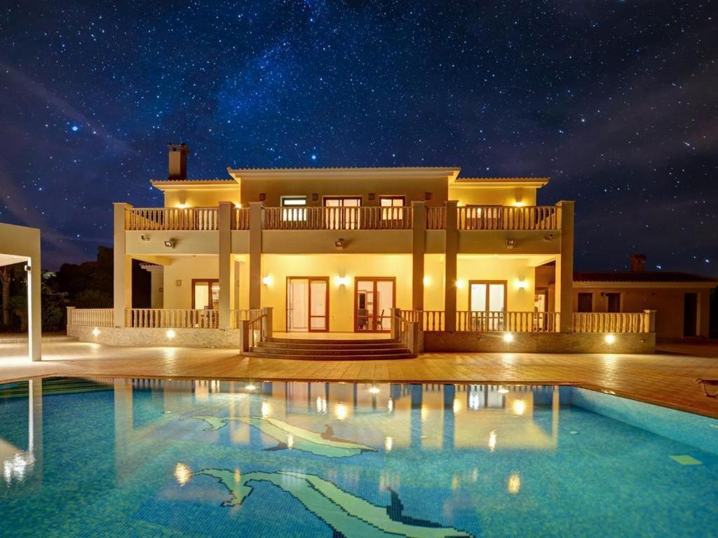 Villa Protaras Deluxe Fabulous And Luxurious 7bdr Villa Close To Fig Tree