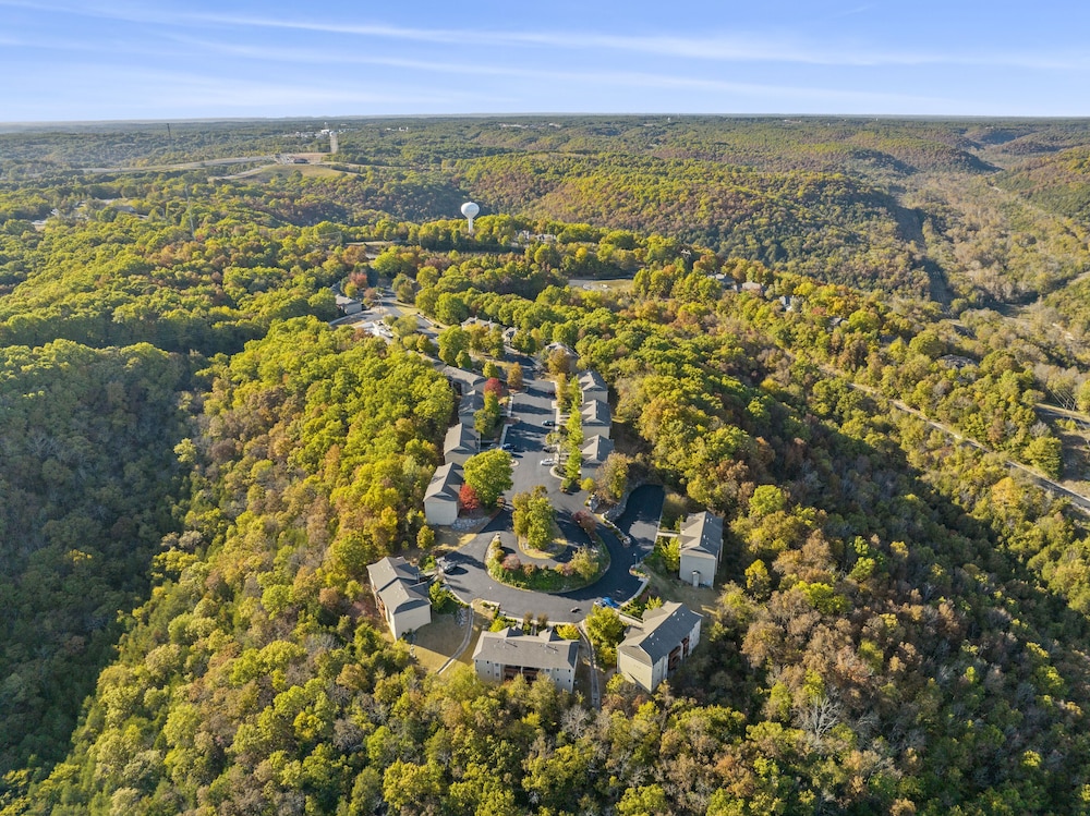 Stonebridge Village Resort - last minute hotel in Branson