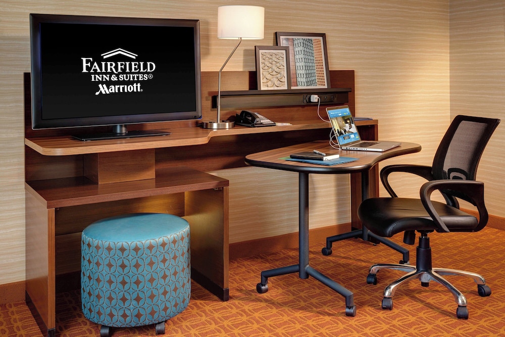 Fairfield Inn & Suites Hutchinson - photo 16
