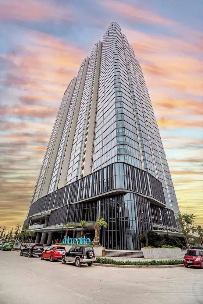 HB Serviced Apartment Alacarte Hạ Long — 4-Star Luxury Hotel in Ha Long, Vietnam