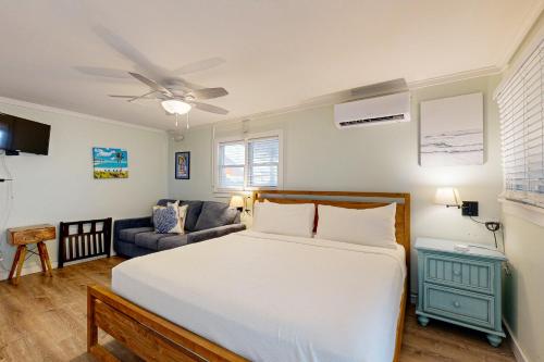 Papa's Hideaway - photo 11