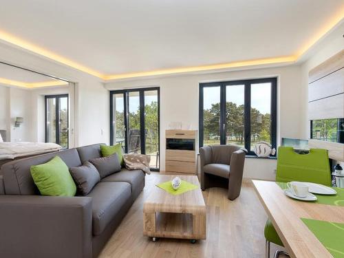Haus Avella Wohnung Nr. 29 — 4-Star Luxury Hotel in Ostseebad Binz, Germany