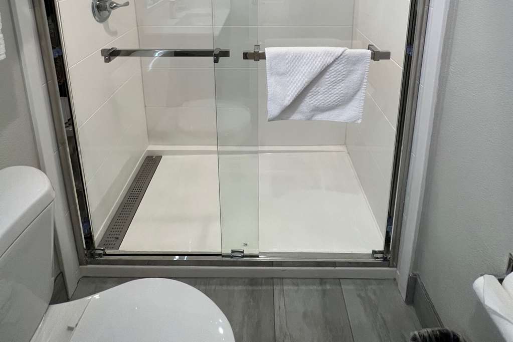Quality Inn Tracy I 205 - photo 9