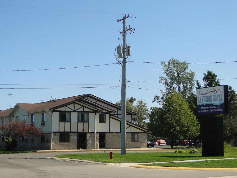 Oscoda Lakeside Hotel - photo 32