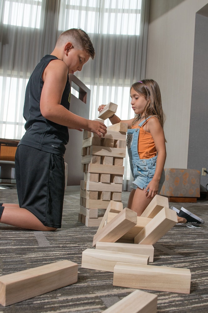 Courtyard by Marriott Canton - photo 26