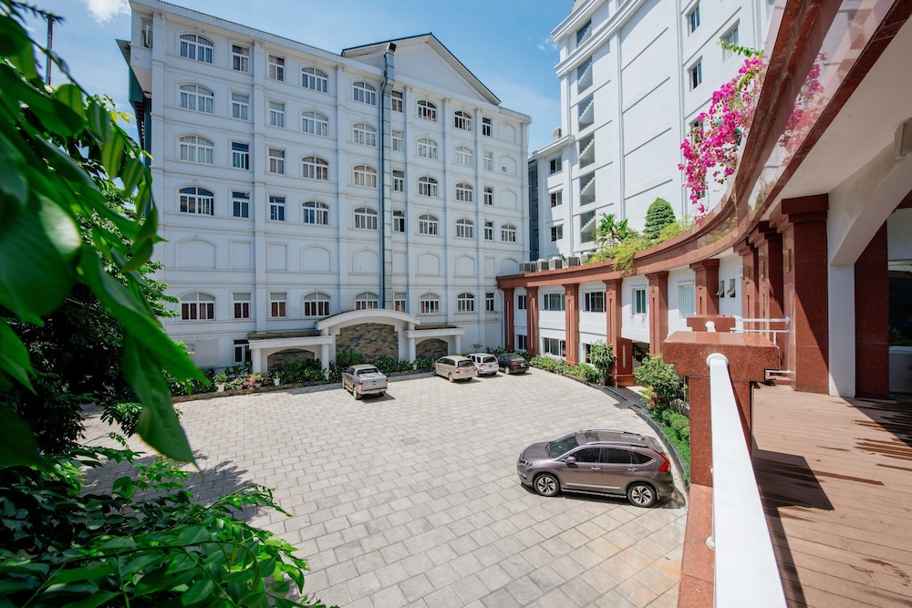 Lao Cai Star Hotel — 4-Star Luxury Hotel in Lao Cai, Vietnam