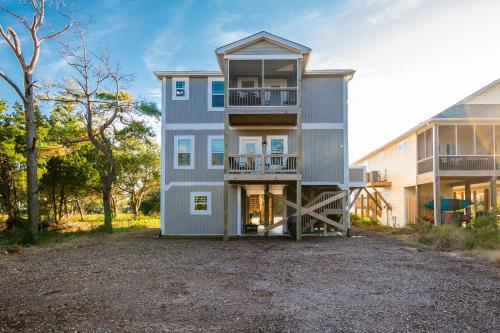 Beach 45 by Oak Island Accommodations - photo 32
