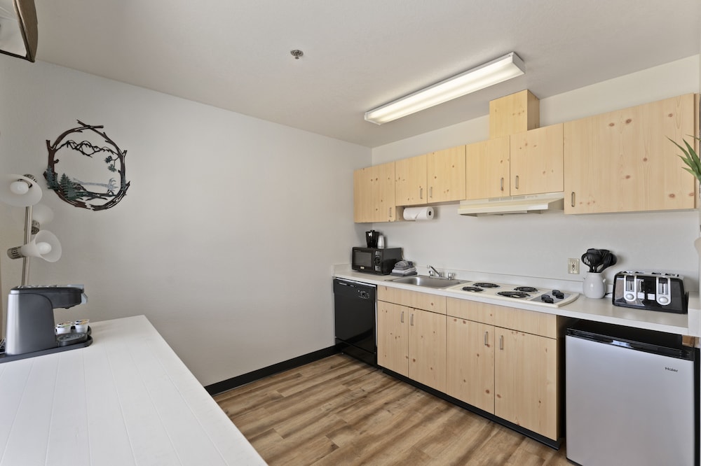 Sandpoint Hotel & Suites Downtown - photo 19