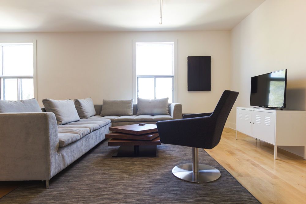 Sonder Saint Laurent — 4-Star Luxury Hotel in Montreal, Canada