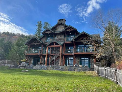 Seneca Lodge — 4-Star Luxury Hotel in Cooperstown, United States