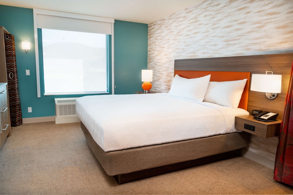 Home2 Suites by Hilton Corona - photo 14