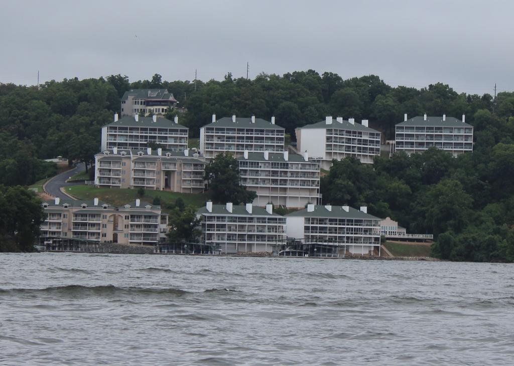 Lake Ozarks Get Away Topsider — hotel in Lake Ozark