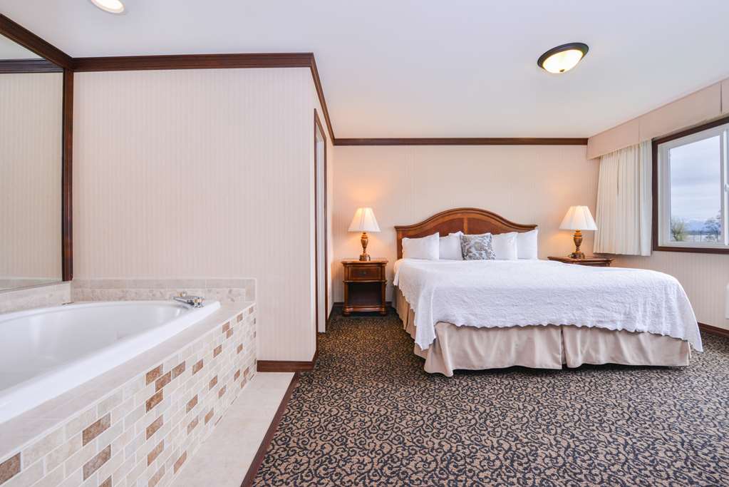 Best Western Edgewater Resort - photo 14
