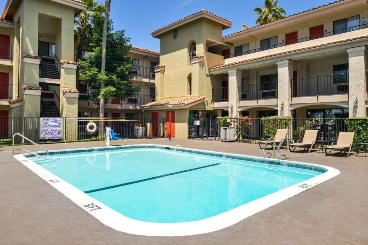 Rancho Cordova Inn - photo 5