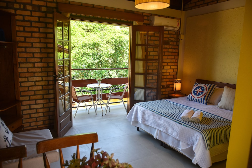 Pousada Portal Sul - last minute hotel in Florianopolis