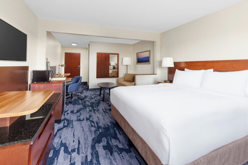 Fairfield Inn by Marriott Philadelphia Airport - photo 15