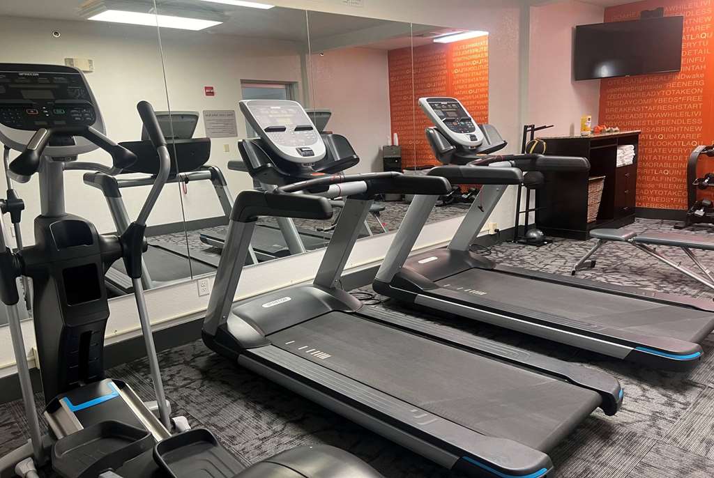 La Quinta Inn & Suites by Wyndham Dalhart - photo 19