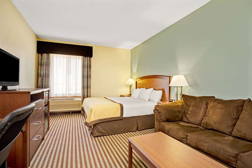 Baymont by Wyndham Wahpeton - photo 10