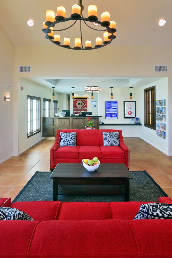 Lamplighter Inn & Suites at SDSU - photo 42