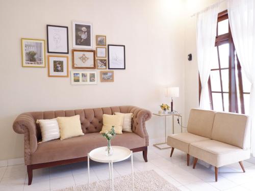 Singgah Tentrem Homestay Yogyakarta — 4-Star Luxury Hotel in Salakan, Indonesia