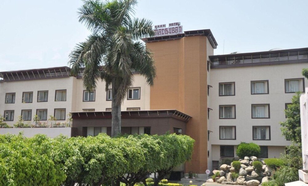 Hotel Madhuban — hotel in Dehra Dun