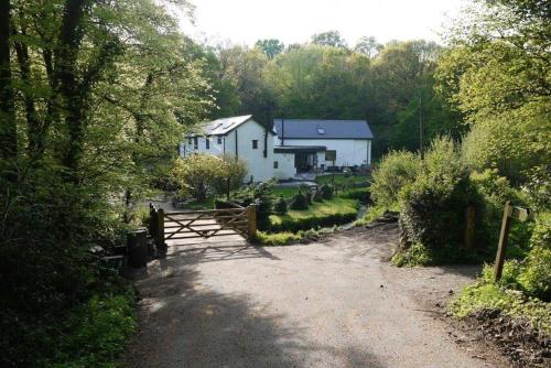 The Annexe at Riverside Cottage — 4-Star Luxury Hotel in Honiton, United Kingdom