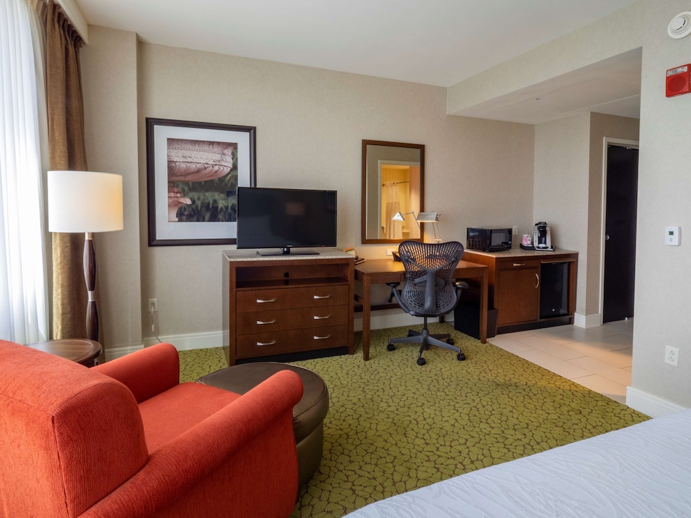 Hilton Garden Inn Buffalo Downtown - photo 23