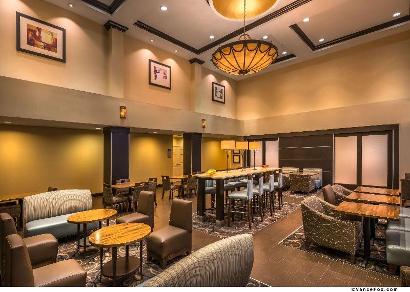 Hampton Inn & Suites Reno - photo 11