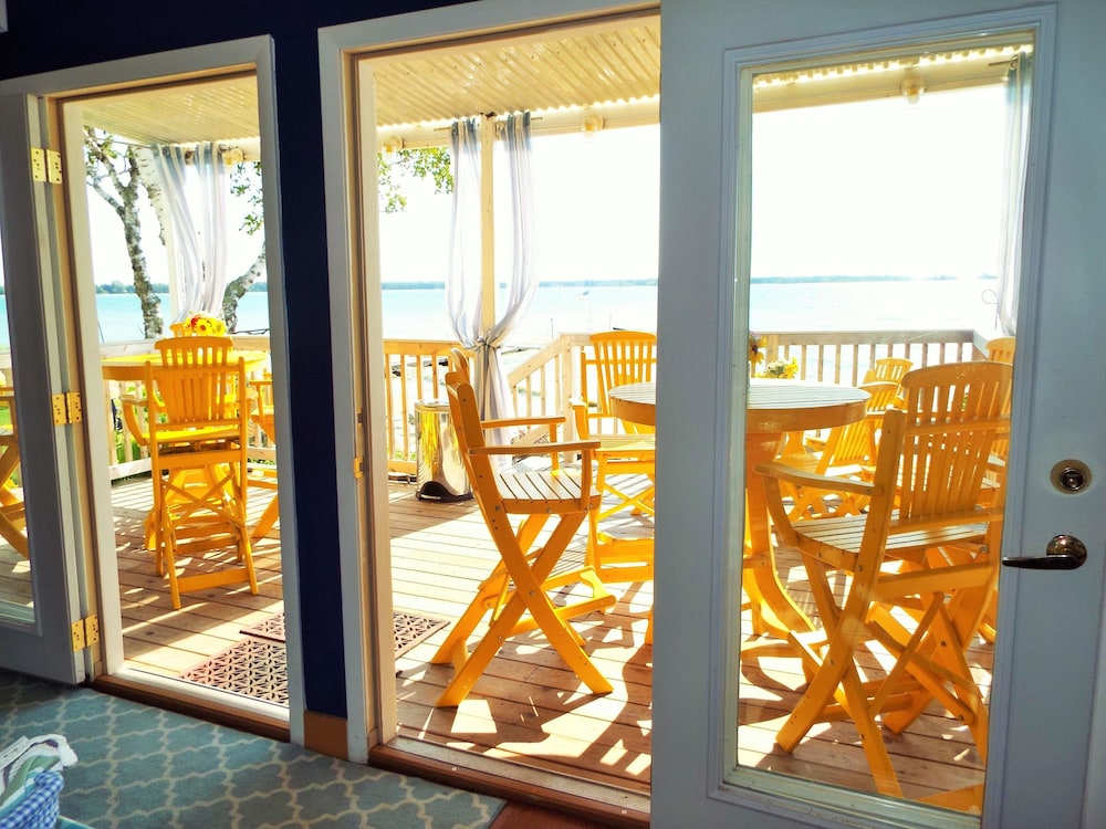 Beachfront Inn - photo 88