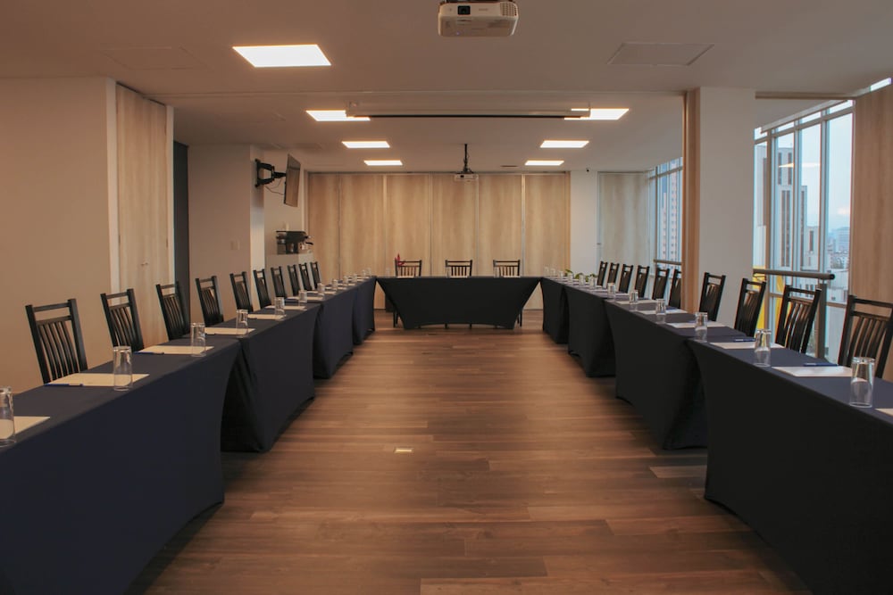 Meeting facility