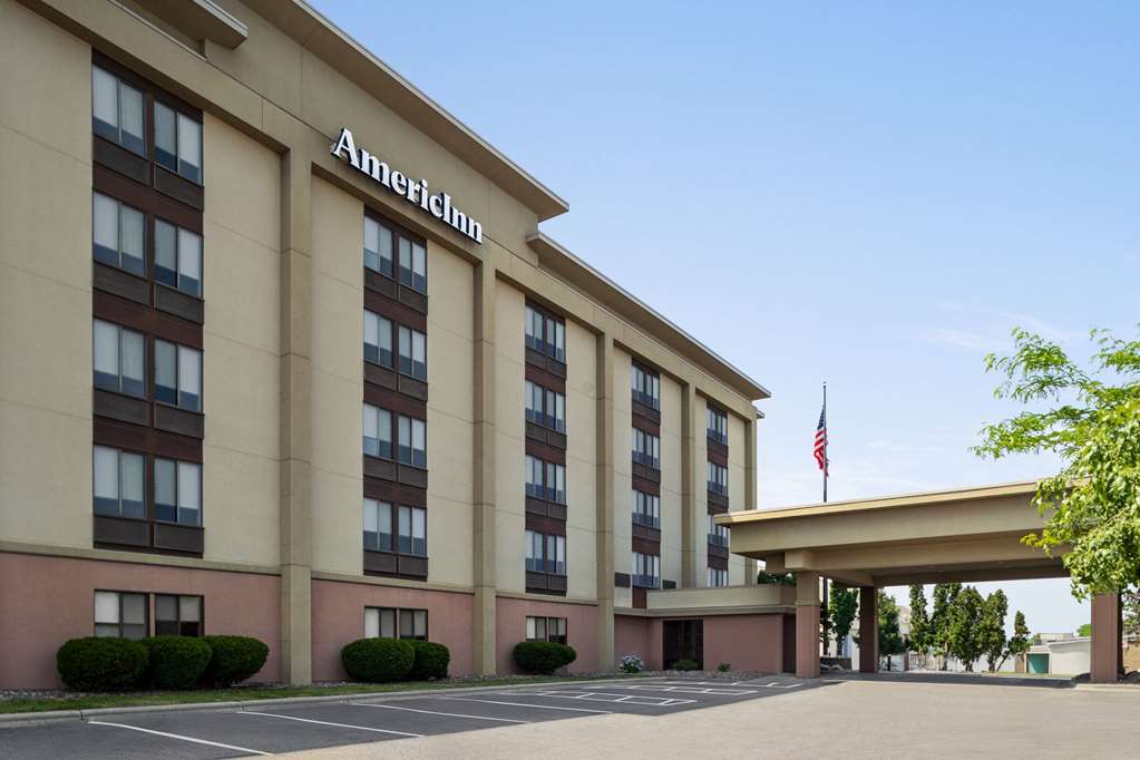 AmericInn by Wyndham Madison West - photo 2