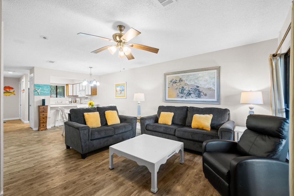 Portside Resort Pet Friendly Rentals by Panhandle Getaways - photo 47