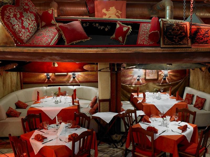 Cosmopolit Hotel — hotel in Kharkiv