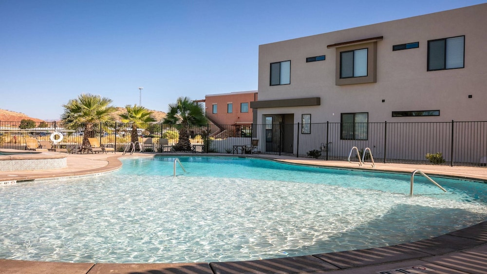 Town Center Resort - photo 849