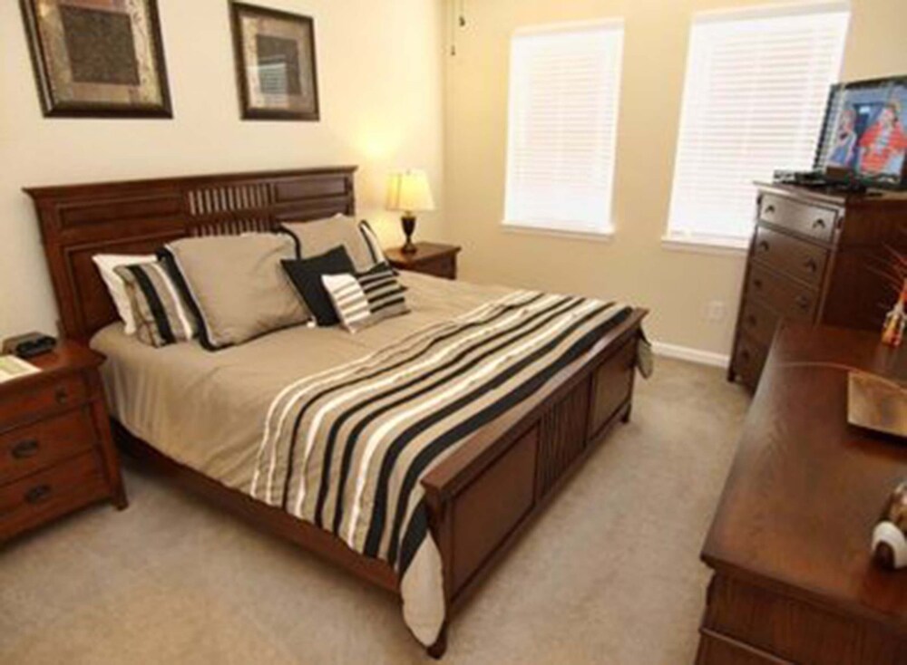 Luxury Poolview Penthouse - photo 4